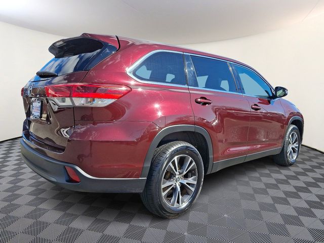 2019 Toyota Highlander LE