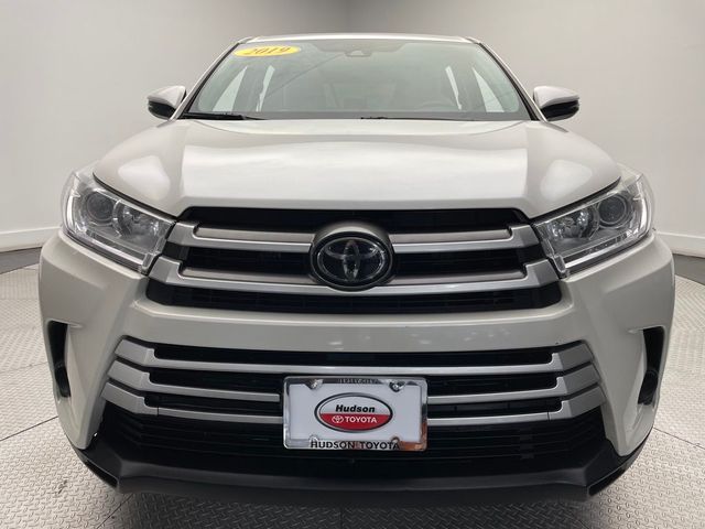 2019 Toyota Highlander LE