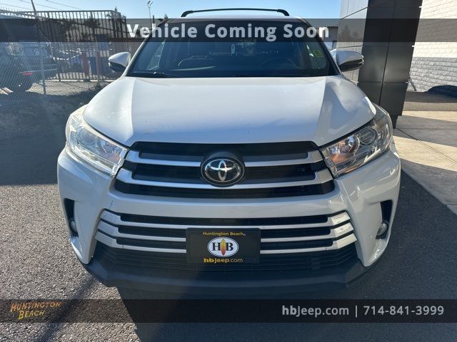 2019 Toyota Highlander 