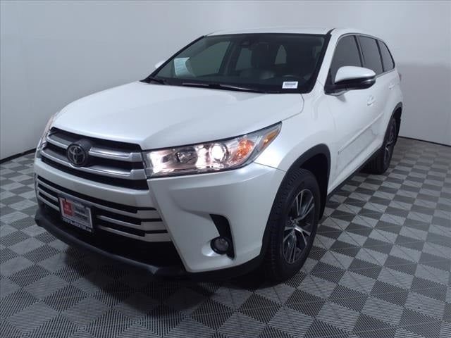 2019 Toyota Highlander LE