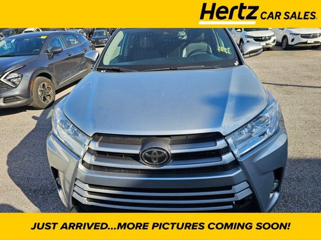 2019 Toyota Highlander LE Plus