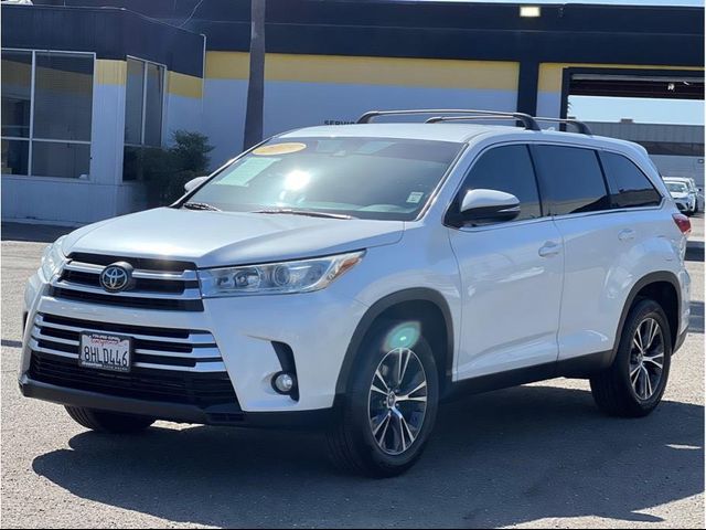 2019 Toyota Highlander 