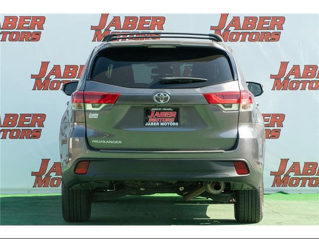 2019 Toyota Highlander 