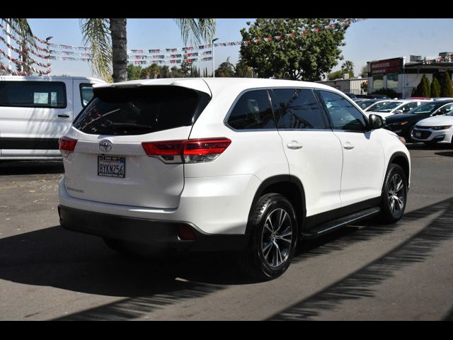 2019 Toyota Highlander 