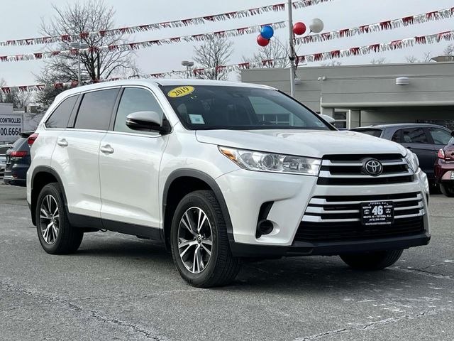 2019 Toyota Highlander 