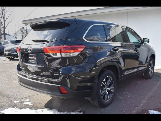 2019 Toyota Highlander 