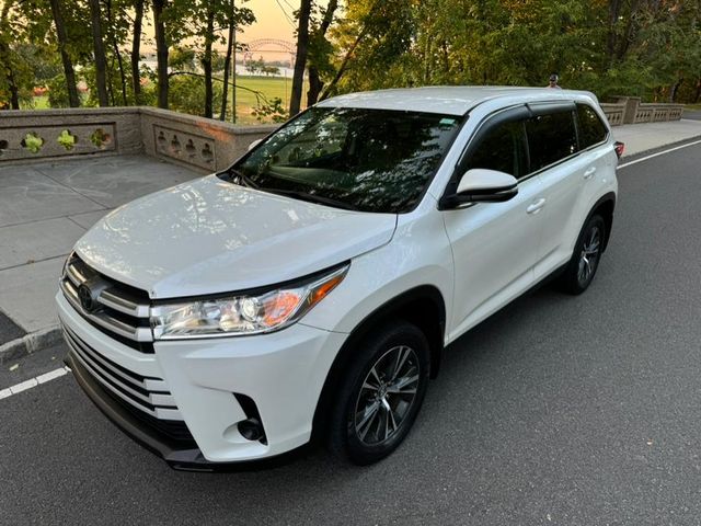 2019 Toyota Highlander 