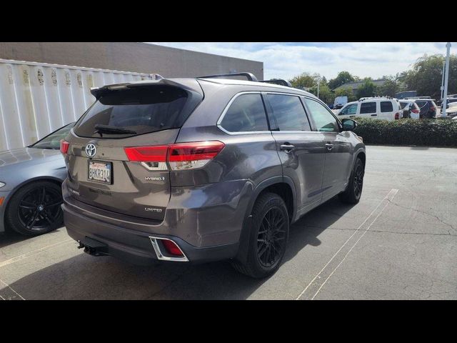 2019 Toyota Highlander 