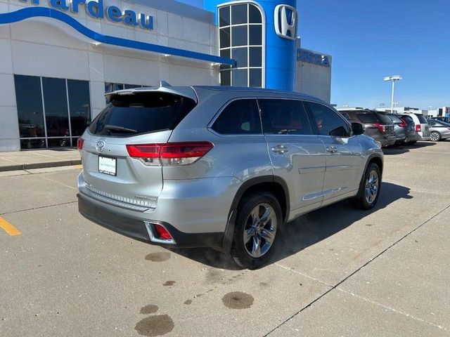 2019 Toyota Highlander Limited Platinum