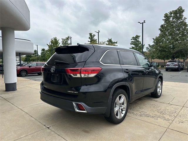 2019 Toyota Highlander 