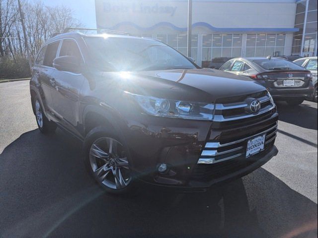 2019 Toyota Highlander 