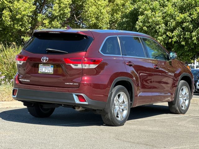 2019 Toyota Highlander 