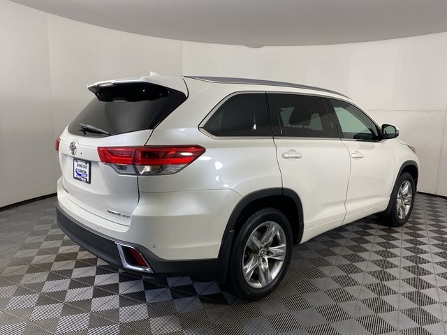 2019 Toyota Highlander 