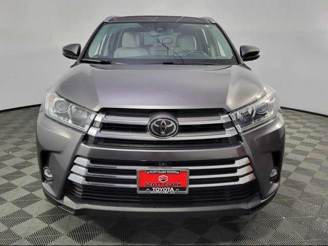 2019 Toyota Highlander 