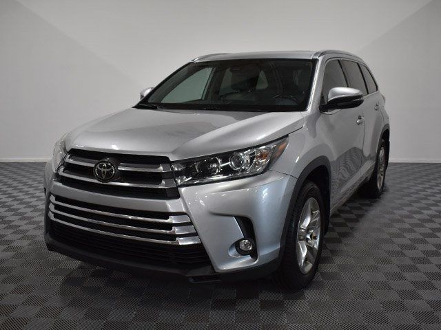 2019 Toyota Highlander 