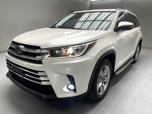 2019 Toyota Highlander 