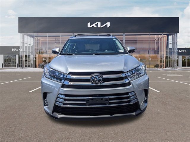 2019 Toyota Highlander Limited Platinum