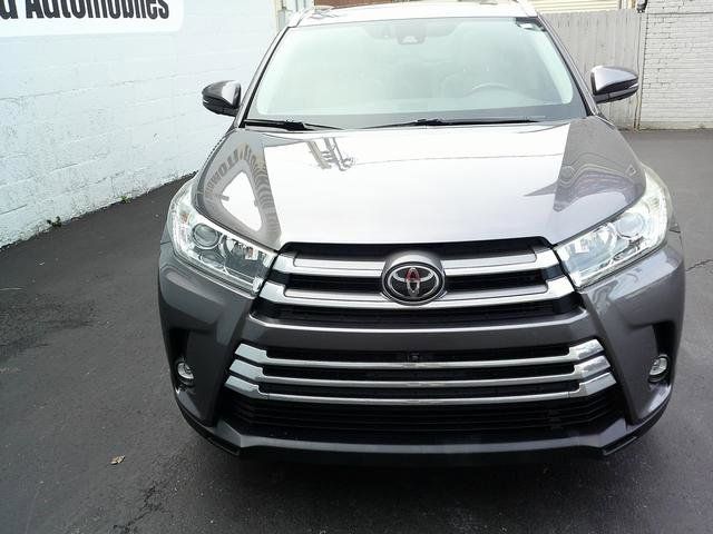 2019 Toyota Highlander Limited Platinum