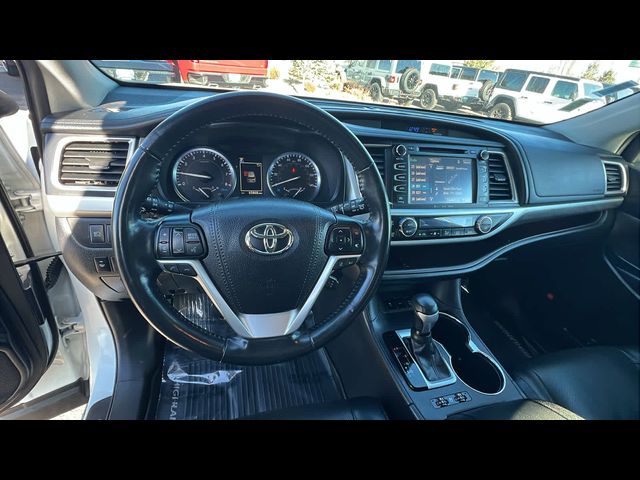 2019 Toyota Highlander Limited Platinum