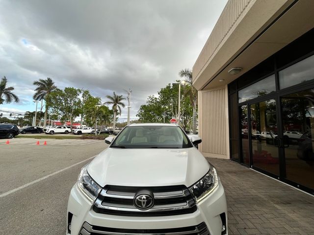 2019 Toyota Highlander Limited Platinum