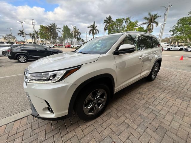 2019 Toyota Highlander Limited Platinum