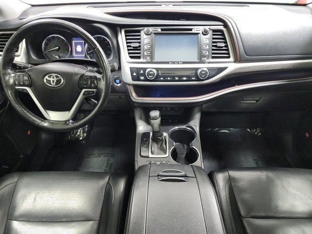 2019 Toyota Highlander Limited Platinum