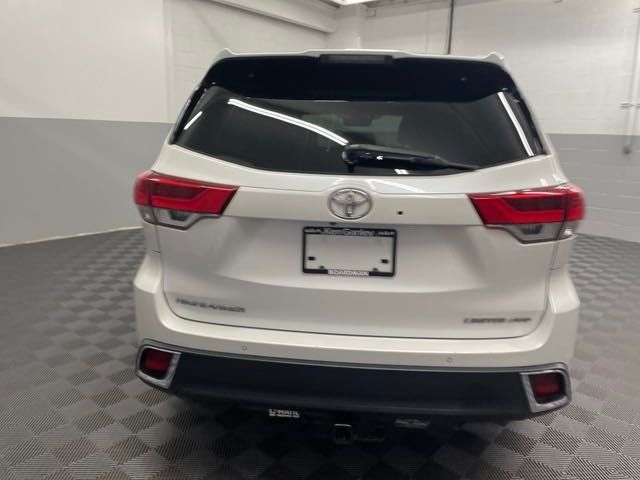 2019 Toyota Highlander Limited Platinum