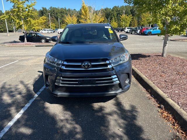 2019 Toyota Highlander Limited Platinum