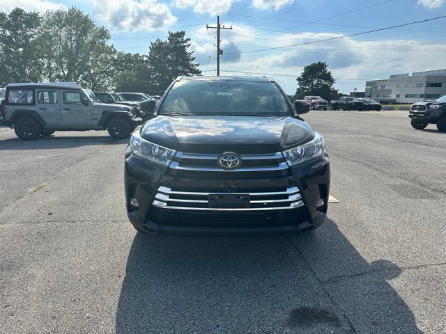 2019 Toyota Highlander Limited Platinum