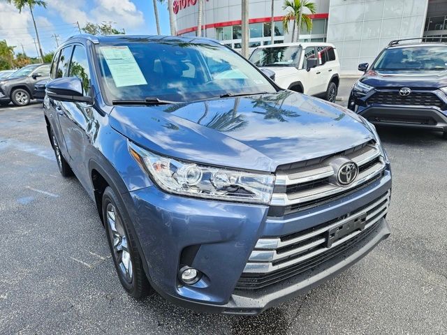 2019 Toyota Highlander Limited Platinum