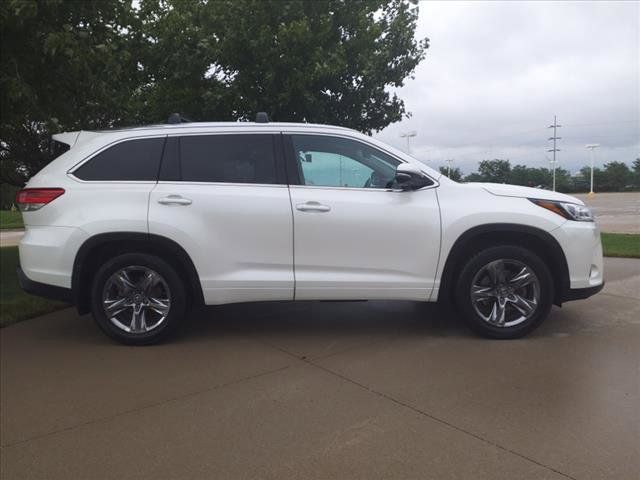 2019 Toyota Highlander Limited Platinum