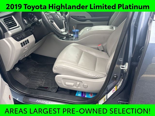 2019 Toyota Highlander Limited Platinum