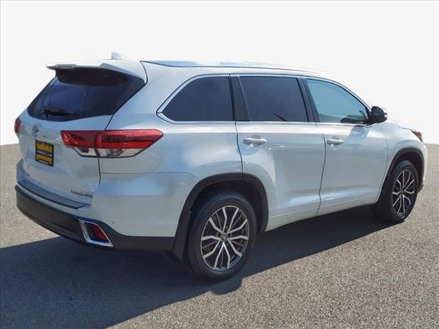 2019 Toyota Highlander Limited Platinum