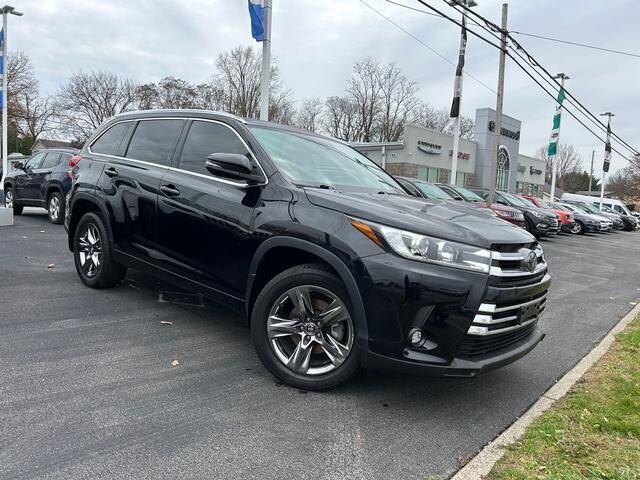 2019 Toyota Highlander Limited Platinum