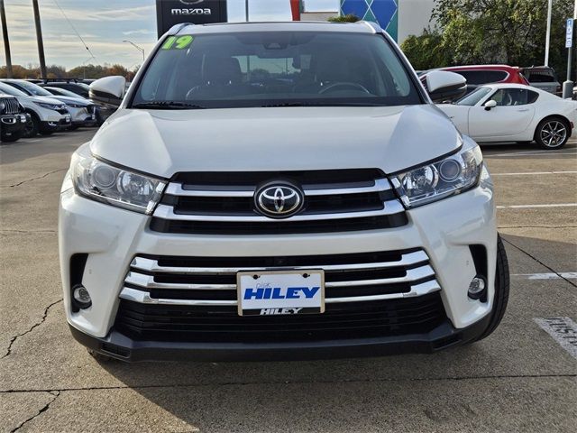 2019 Toyota Highlander Limited Platinum