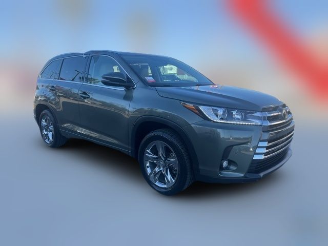 2019 Toyota Highlander 