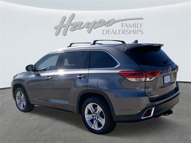 2019 Toyota Highlander 