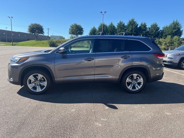 2019 Toyota Highlander 