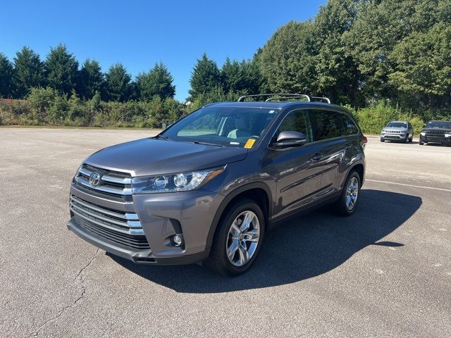 2019 Toyota Highlander 