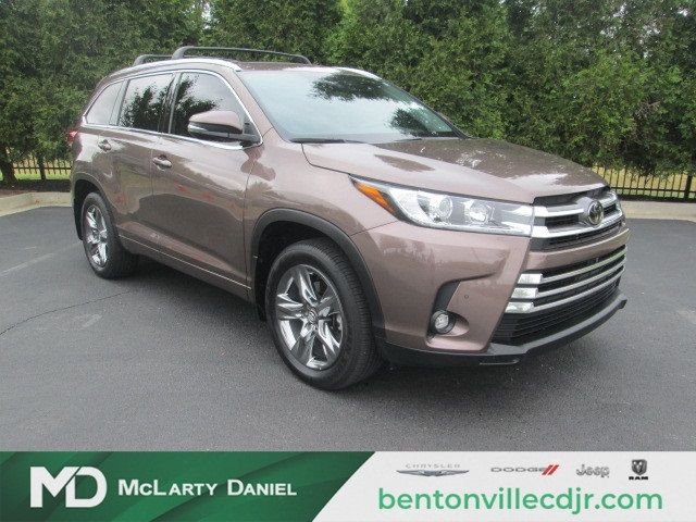 2019 Toyota Highlander Limited Platinum