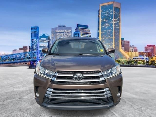 2019 Toyota Highlander Limited Platinum