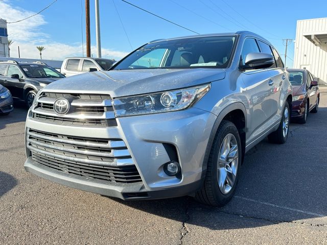 2019 Toyota Highlander 