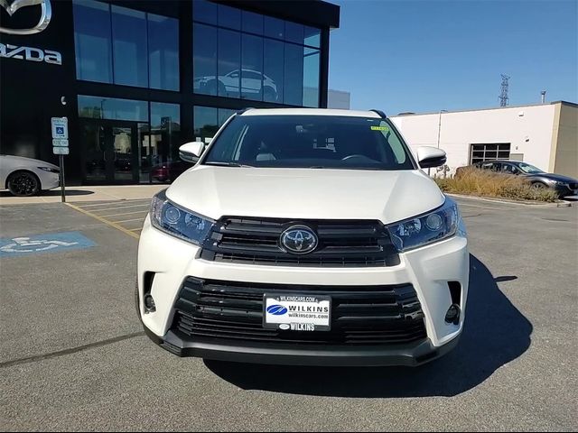 2019 Toyota Highlander SE