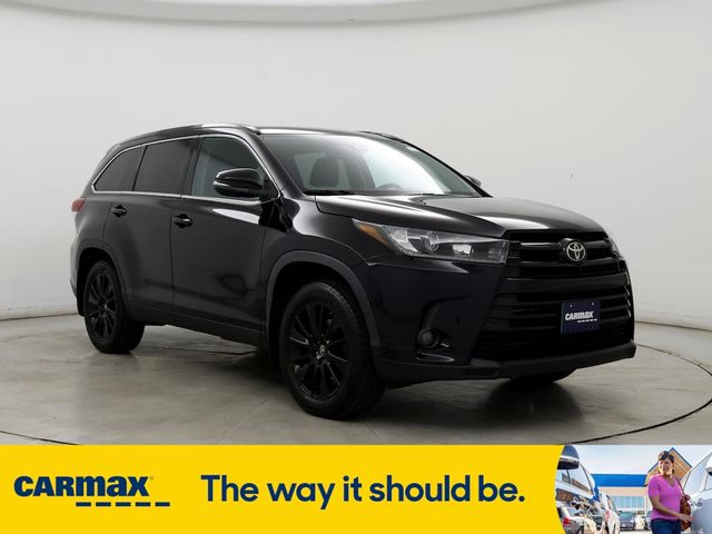 2019 Toyota Highlander SE