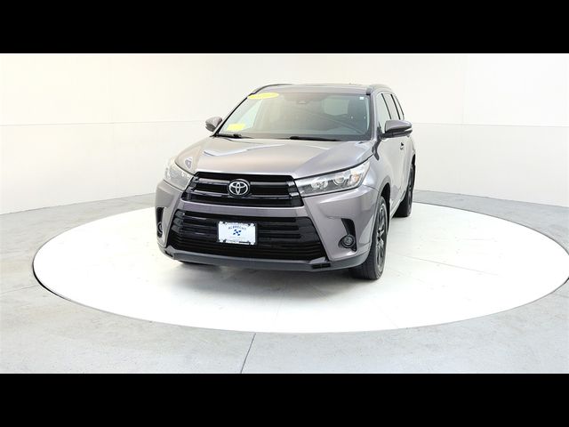 2019 Toyota Highlander SE