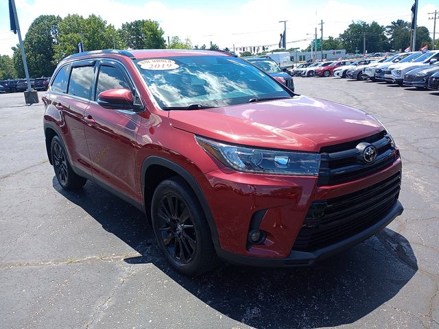 2019 Toyota Highlander SE