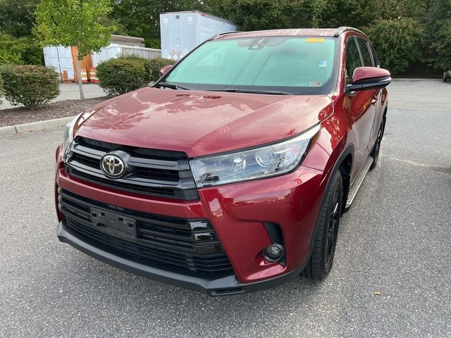 2019 Toyota Highlander SE