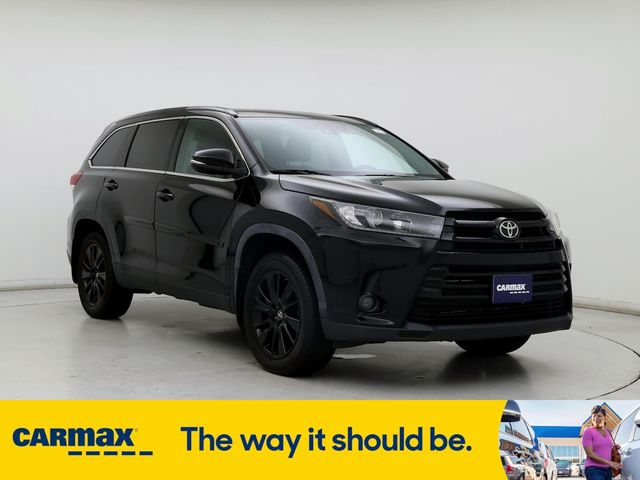 2019 Toyota Highlander SE