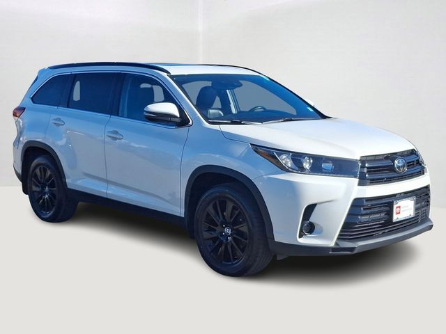 2019 Toyota Highlander SE