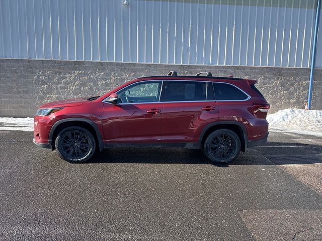 2019 Toyota Highlander SE